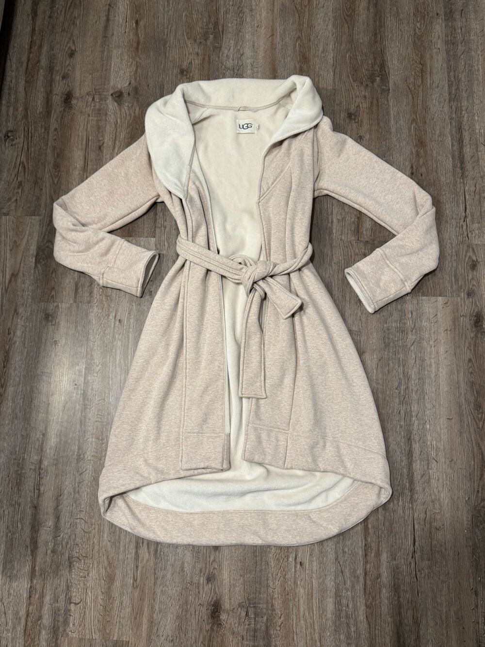 UGG Women’s Robe Size Medium